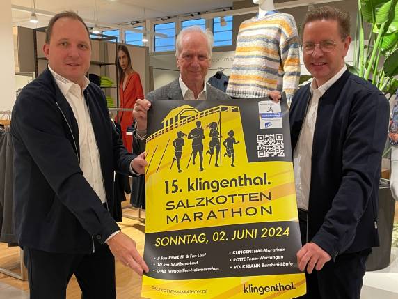 Sascha Wiczynski, Ferdinand Klingenthal und Ulrich Berger präsentieren das neue Marathon-Design